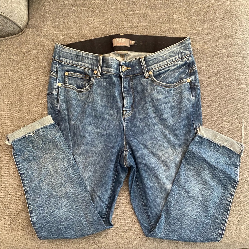 Torrid Bombshell skinny’s